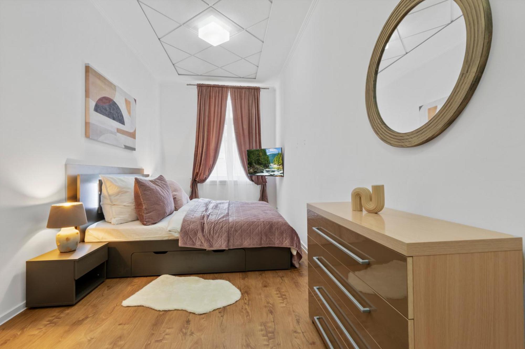 Luxe Living At Old Town Center Apartament Bratysława